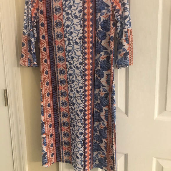 Dress - Picture 2 of 3